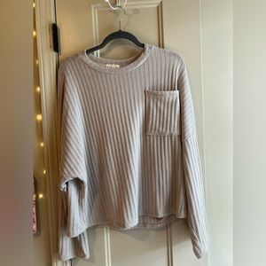 Dress Up beige sweater size M